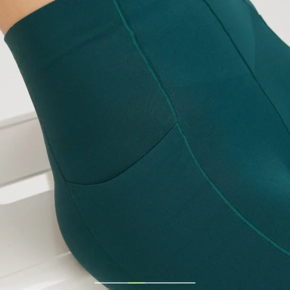 NWT Aerie Real Me Xtra Hold Up! Pocket Legging - Picture 2 of 5